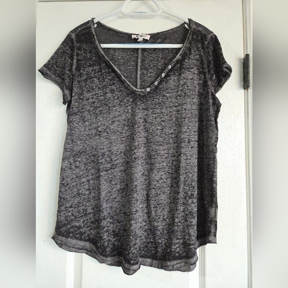 William Rast Washed Charcoal V-Neck Short Sleeve Tee Size L Excellent Condition